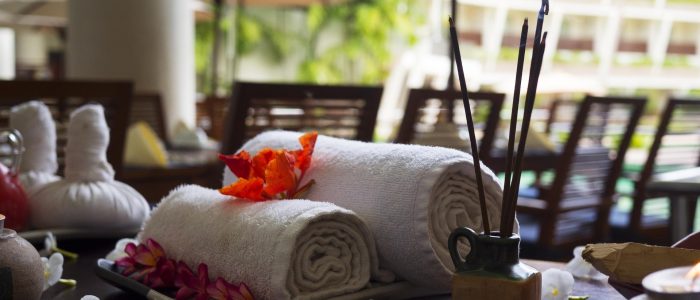 massage-therapy-1731456_1920